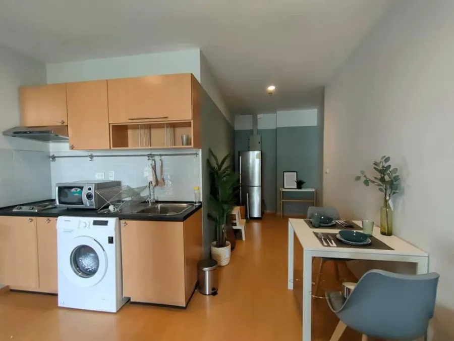 Condo for sale, Vista Garden Sukhumvit 71, newly renovated room. Near BTS Phra Khanong, don't miss it.