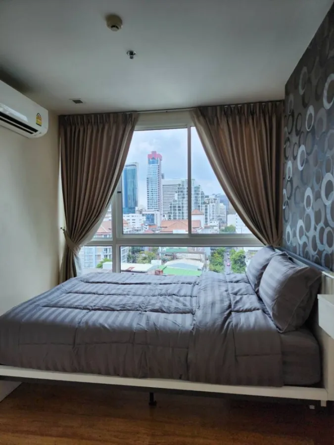 For rent Wish @ samyan, beautiful room, fully furnished, great view, carry only one bag Ready to move in