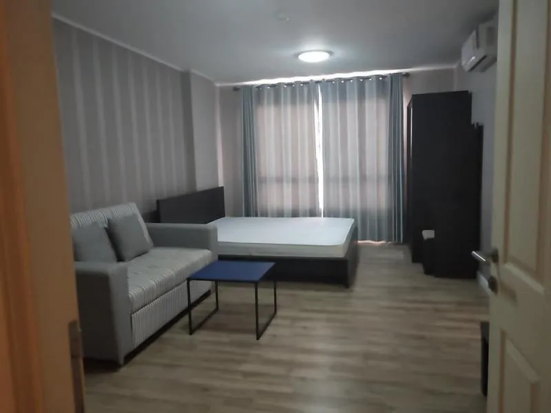 urgent!!! For rent, D Condo Campus Rangsit, Phase 2, 8th floor, good price, just bring one bag.