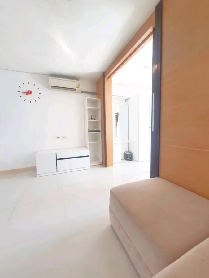 ให้เช่า The Green Condo 2 1 ห้องนอน 1 ห้องน้ำ พื้นที่ใช้สอยเยอะ ทำเลดี เดินทางสะดวก ห้ามพลาด
