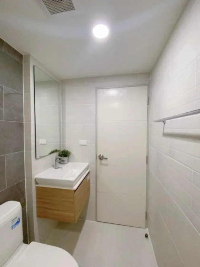 Condo for rent, The Cube Loft Ladprao 107, private Rim room, fully furnished, built-in, hurry to reserve