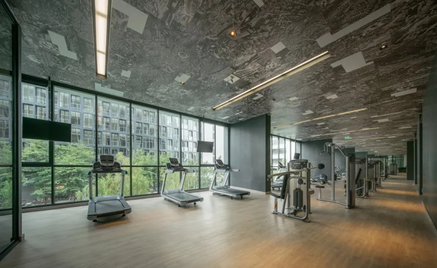 ขาย ให้เช่า Condo Noble เพลินจิต ชั้นสูง มี walk-in closet และชั้นวางของขนาดใหญ่ อย่ารอช้า รีบจองเลย