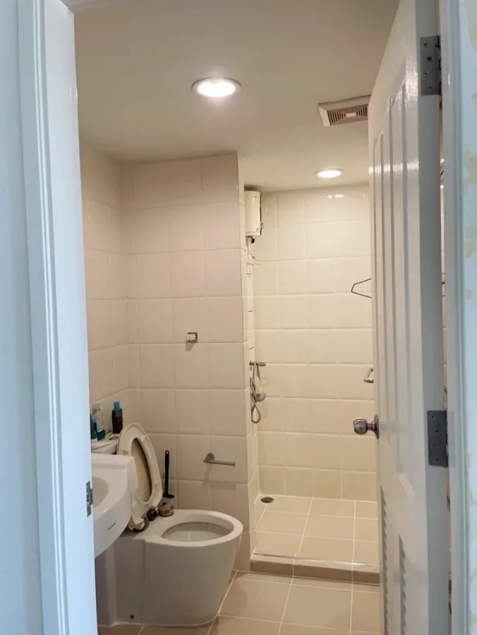Condo for rent, Baan Nawathara, ready to move in, fully furnished, just bring your own luggage and move in.