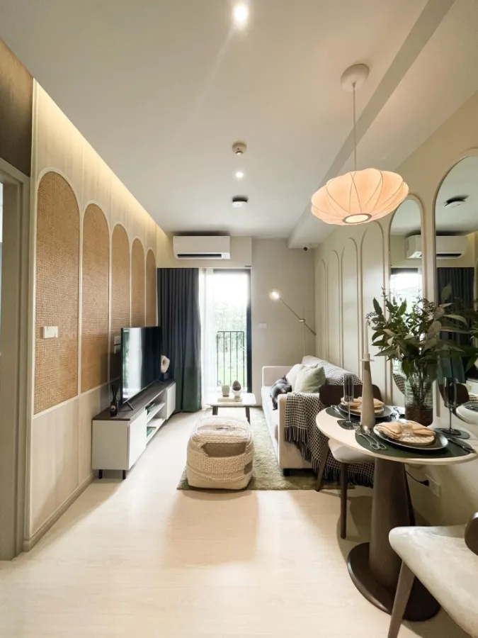 Selling down payment New Cross Khu Khot Station, 7th floor, garden view. Hurry and reserve it as an owner. Urgent.
