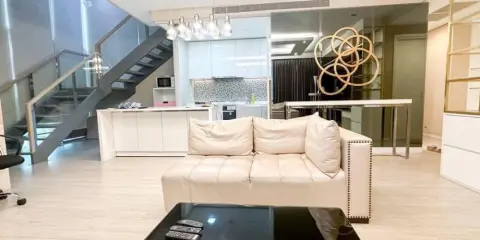 ขาย ให้เช่า เดอะ รูม สุขุมวิท 21 ห้อง Duplex พื้นที่ใช้สอยเยอะ ตกแต่งน่าอยู่ จองก่อนได้อยู่ก่อนเลย