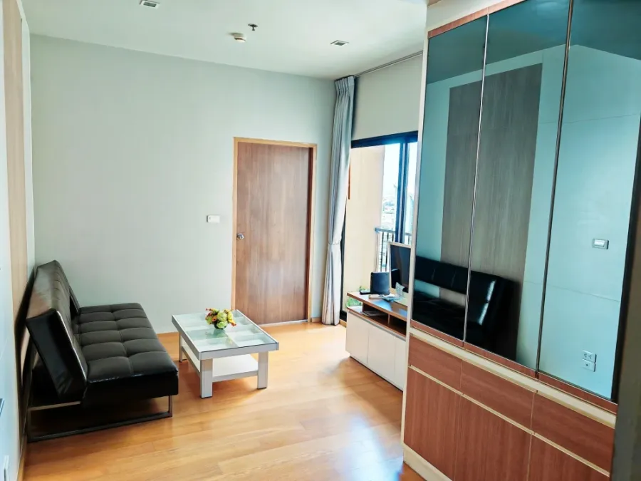 Condo for rent Noble Revent ห้องกว้างขวาง มีพื้นที่ใช้สอย ชั้น 25 ได้วิวสูง จองด่วนๆเลยจ้า อย่ารอช้า