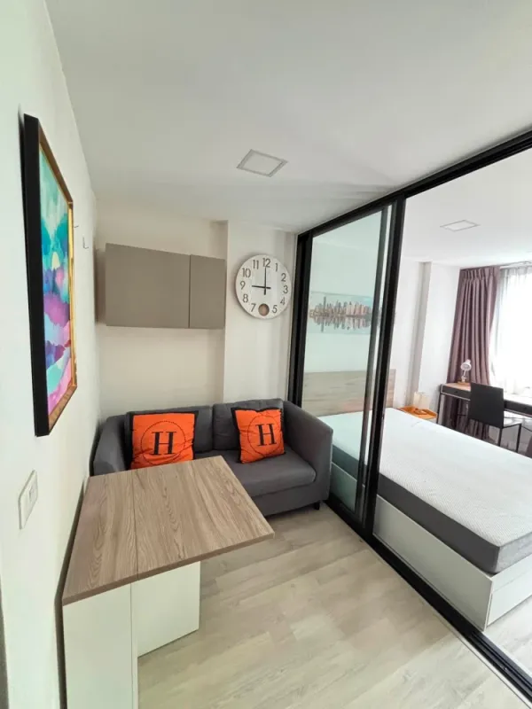 ให้เช่า Plum Condo สะพานใหม่ ห้องพร้อมอยู่ เฟอร์ เครื่องใช้ไฟฟ้าครบ ลากกระเป๋าเข้าอยู่ได้เลย อย่าพลาดเด็ดขาด