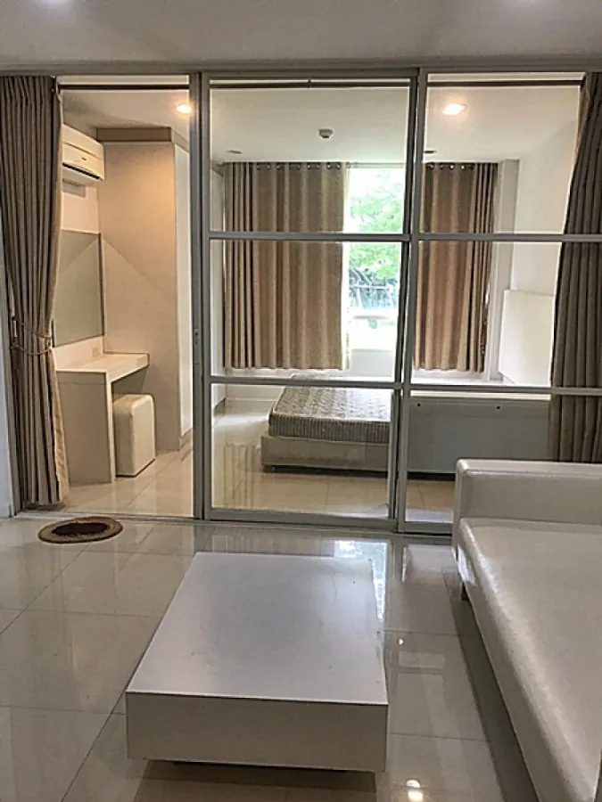 For rent, Element Srinakarin, furniture, electrical appliances, ready to move in. Don't miss it.