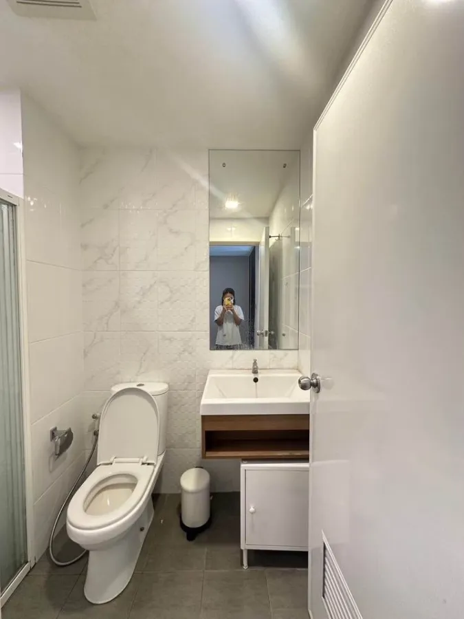 Condo for sale, Winn Lat Phrao-Chok Chai 4, 5th floor, not very high, separate rooms, with built-in furniture, reserve now!