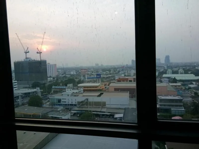 ขาย The BASE แจ้งวัฒนะ ห้องนี้วิวดีวอร์ 1นอน เฟอร์ครบ น่าอยู่สุดๆ จองเลย ห้ามพลาดเด็ดขาด