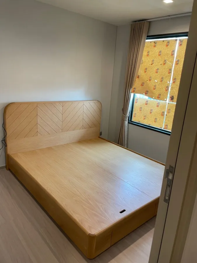 For sale, Life Ladprao, high floor, 2 bedrooms, 2 bathrooms, great price, don't just look at it, hurry up to reserve.