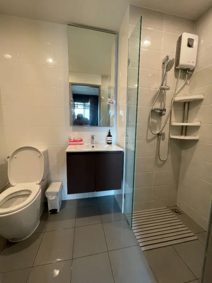 For rent, Premio Quinto, Building A, 6th floor, fully furnished and electrical appliances. Book now, don't wait.