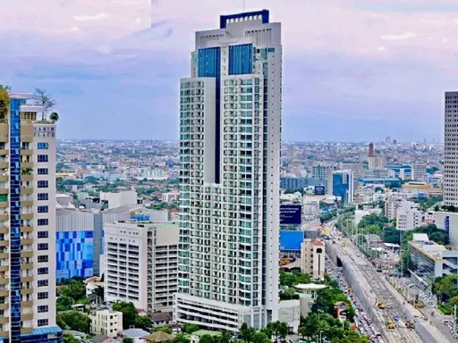 Wind Ratchayothin