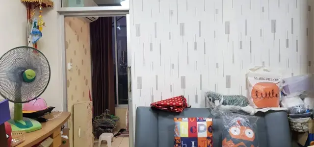 ขาย คอนโด La Maison Phaholyothin 24 ชั้น 11 ห้องกั้นเป็นสัดส่วน ติดวอลเปเปอร์ทั้งห้อง สนใจจองเลย images