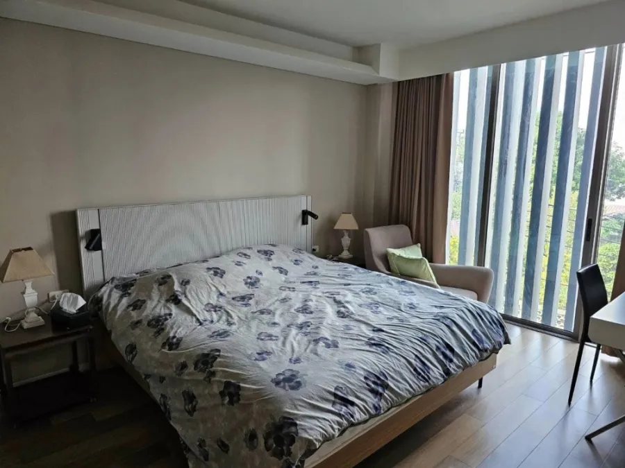 ขาย ให้เช่า ไซมิส เทอร์ตี้ ไนน์ ชั้น 2 ห้องมุม Fully Furnished มาพร้อมการตกแต่งที่ครบครัน จองเลยจ้า