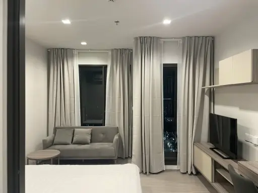 For rent Life Sathorn Sierra, ready to move in, complete facilities, hurry and book before you miss the opportunity. images