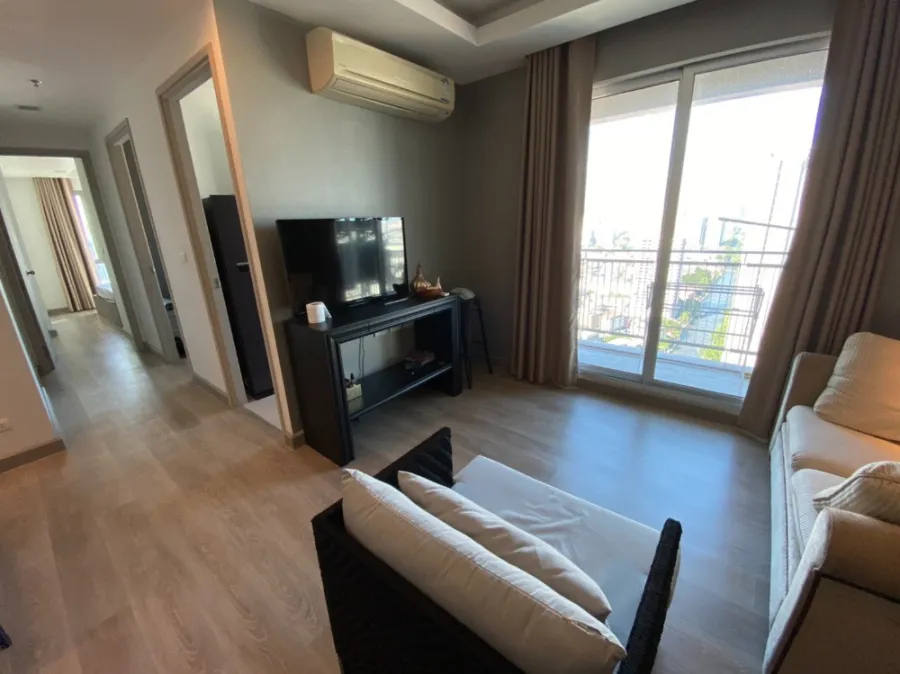 Rent!! Condo True Thonglor, size 67 sq.m., 2 bedrooms, 31st floor, good location, near shopping areas, don't miss it!!
