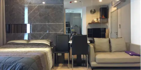 For rent Ideo Sathorn- Thapra ห้องมุมวิวดีตกแต่งสวยมาก เฟอร์แน่นๆเลยจ้า พร้อมอยู่สุดๆ รีบจองเลยน๊า