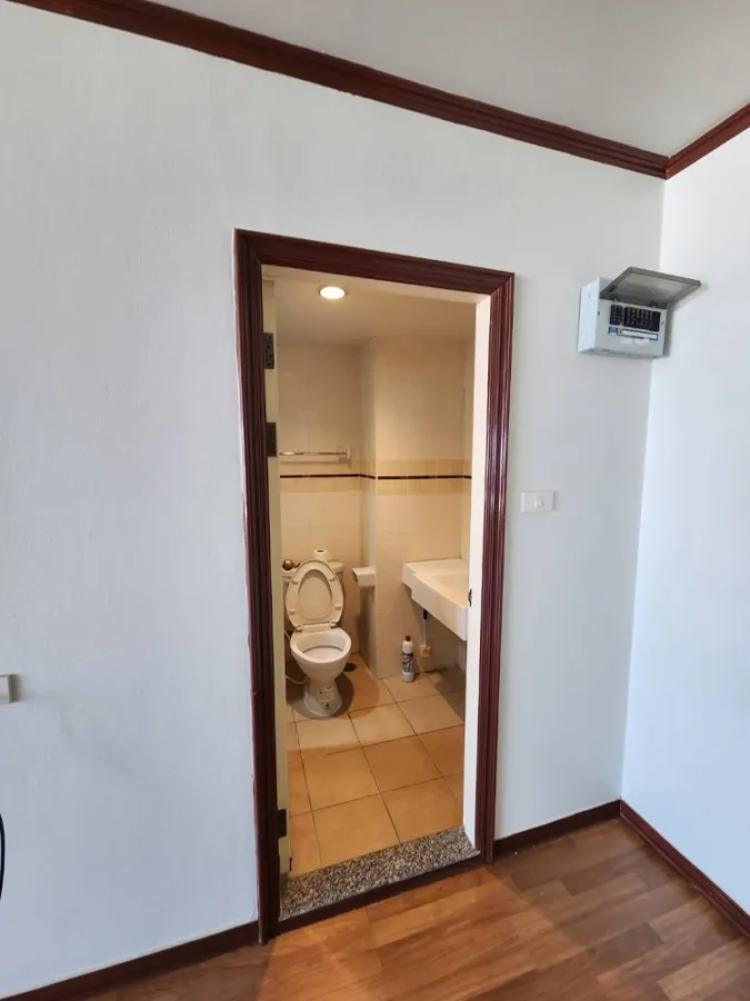 Condo for sale or rent, Lumpini Place Pinklao, lots of usable space. Decorated, ready to move in, fully furnished, reserve now.