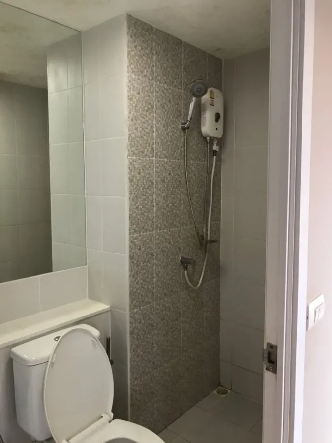 For rent, Plum Condo Chokchai, 4 nice rooms, great price, convenient, complete, finish here, I can tell you that you must not miss it.
