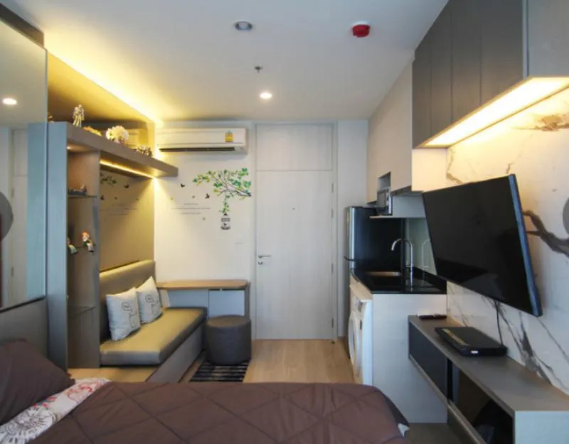 For Rent Noble Revolve Ratchada, garden view, furniture and electrical appliances, ready to move in. Do not miss it. Hurry up.