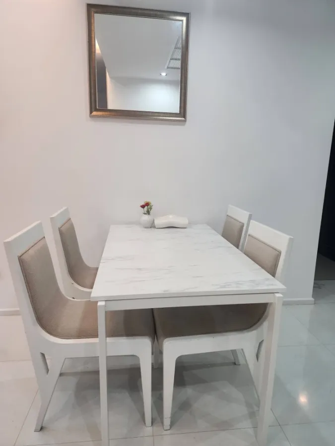 For rent: The Bangkok Sathorn, a nice room with plenty of usable space, good location, convenient transportation, book now!