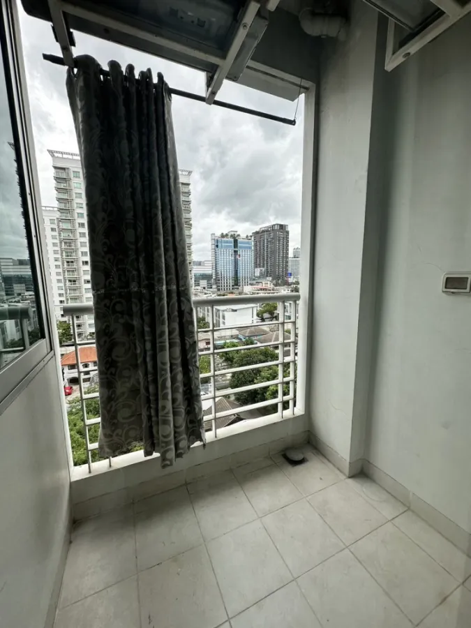 ขาย ให้เช่า คอนโด ไลฟ์ แอท รัชดา (ลาดพร้าว 36) บรรยากาศดีมาก เฟอร์นิเจอร์จัดเต็ม จองก่อนได้ก่อนน้า