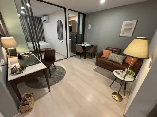 For rent: Aspire Vipha-Victory. Every element is thoughtfully designed to be "livable from the first corner to the last," perfect for those who apprec