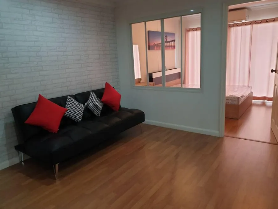 Sell / rent Condo Lumpini Place Narathiwat - Chao Phraya, beautiful room, furniture, ready to move in. Hurry up.
