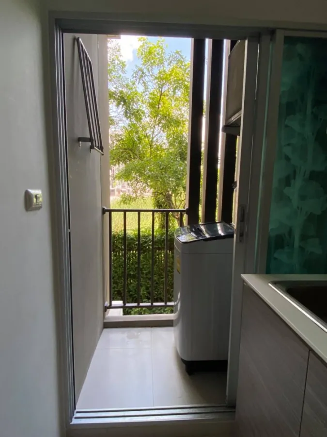 ขาย D Condo Campus รังสิต เฟส 2 ห้องสวย วิวแจ่มมาก เฟอร์นิเจอร์อย่างดีทั้งห้อง สนใจรีบจองด่วนๆ