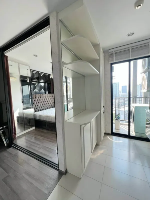 ให้เช่า The Base Park West ห้องพร้อมอยู่ เฟอร์พร้อม ชั้นสูง ลมดี รีบจองเลย