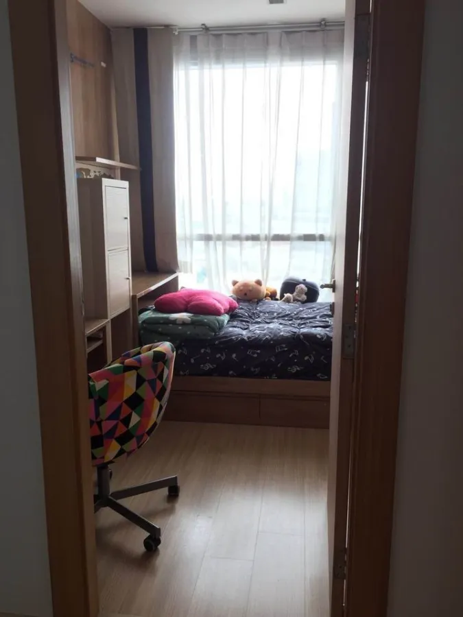 Sell Rhythm Ratchada-Huay Kwang, 22nd floor, 2 bedrooms, spacious room, fully furnished, ready to move in immediately, book now, hurry up.