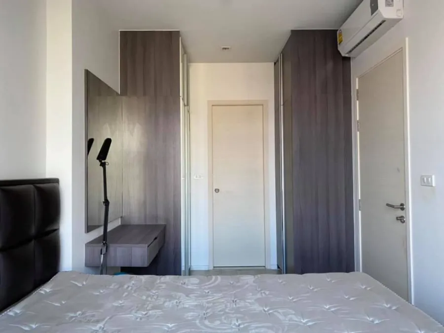 ขาย Quinn condo ชั้น 14 ห้องสวยมาก ตกตแต่งอย่างดี ชุดเฟอร์บิวท์อินรอบห้อง ดีแบบนี้ห้ามพลาดเลยจ้า