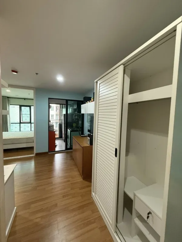 ขายคอนโด REGENT HOME 18 CHANGWATTANA-LAKSI ห้องกั้นแยกเป็นสัดส่วน แบ่งโซนชัดเจน ราคาดี ซื้อเลย