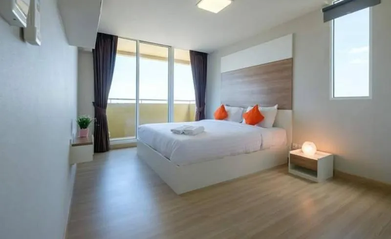 So beautiful!! For rent, M Society Condominium, 2 bedrooms, fully furnished + electrical appliances, luxury but good price!!!