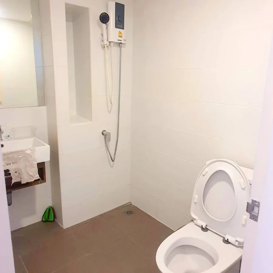For rent Esta Bliss ห้องกั้นแยกเป็นสัดส่วน แบ่งโซนลงตัว ราคาอย่างโดน รีบมาจับมาจองเลย