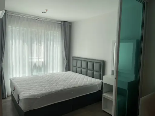 For rent: Regent Home Bangna, 9th floor, pool view, fully furnished, nice to live in, reserve now, don't miss out!
