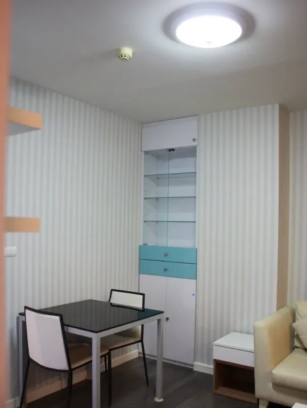 ให้เช่า D condo Campus Resort Bangsean ห้องมุมให้ความเป็นส่วนตัว ทำเลดี มาพร้อมสิ่งอำนวยความสะดวกครบครัน จองเลย