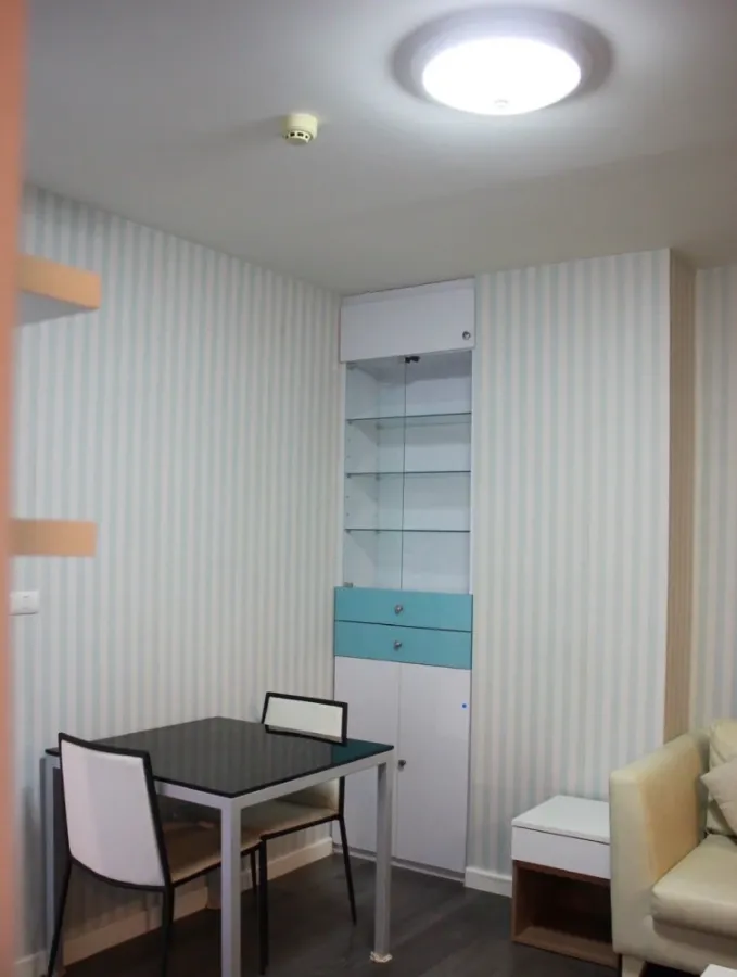 ให้เช่า D condo Campus Resort Bangsean ห้องมุมให้ความเป็นส่วนตัว ทำเลดี มาพร้อมสิ่งอำนวยความสะดวกครบครัน จองเลย