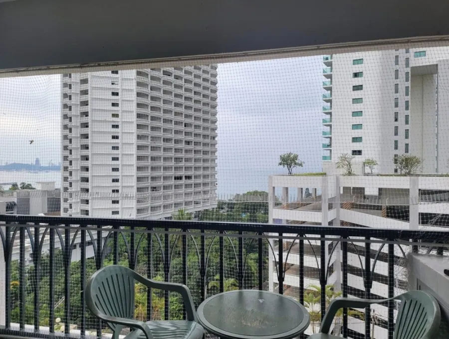 For rent Wong Amat Garden Beach Resort Condominium (Central Pattaya) Sea view from balcony near the beach