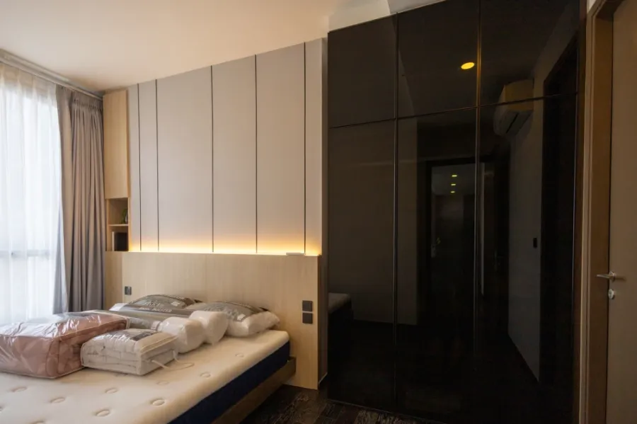 For rent: Park Origin Thonglor, 25th floor. Nice, fully furnished unit. Book now!