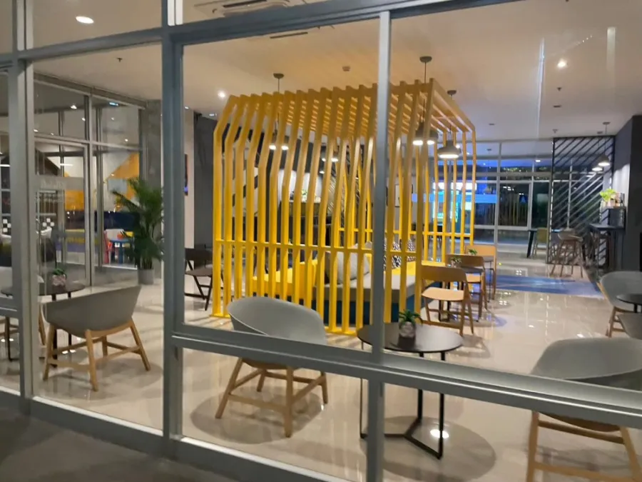Condo for rent Lumpini Ville Phatthanakan-Srinakarin. The room is decorated and ready to move in. Separate kitchen. Don't miss out on something good l