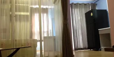 ขาย D Condo รัตนาธิเบศร์ ระเบียงหันทิศเหนือ วิวเป็นหมู่บ้านโล่งๆ อากาศถ่ายเทมาก พื้นที่ใหญ่จุใจสุดๆ