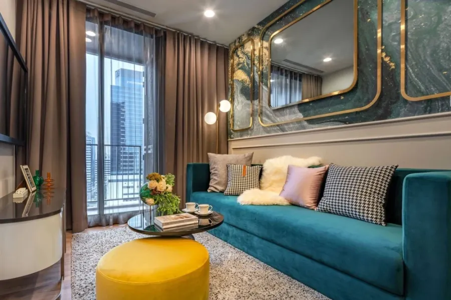 For sale: Oka Haus Sukhumvit 36, 25th floor, very high-rise, 2 bedrooms, 2 bathrooms, in a great location. Interested? Reserve now!