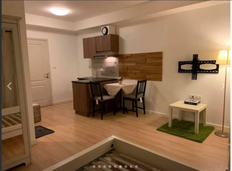 Urgent sale, Condo 624 Condolette Ratchada 36, corner room, near the department store. Don't be late, book now!!