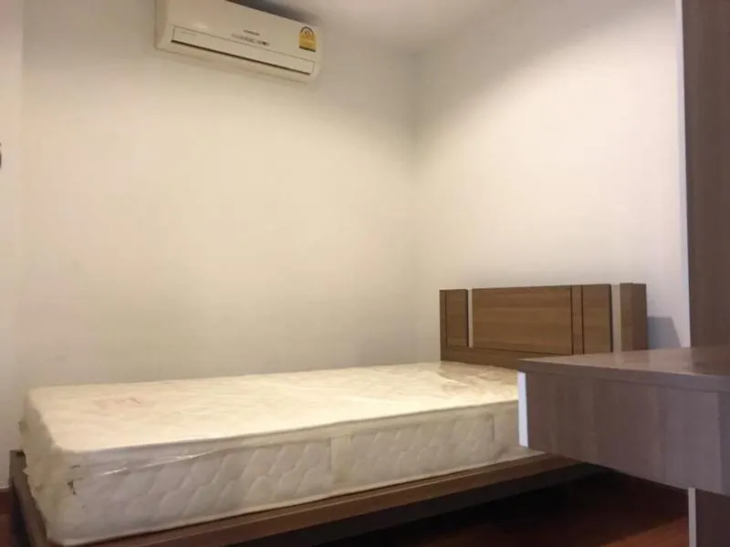ขายด่วน คอนโด สุรวงศ์ ซิตี้ รีสอร์ท ห้องแปลนสวย พื้นที่เยอะ เฟอร์ครบครัน ทำเลน่าลงทุนมาก ใกล้BTS ห้ามพลาดนะคะ
