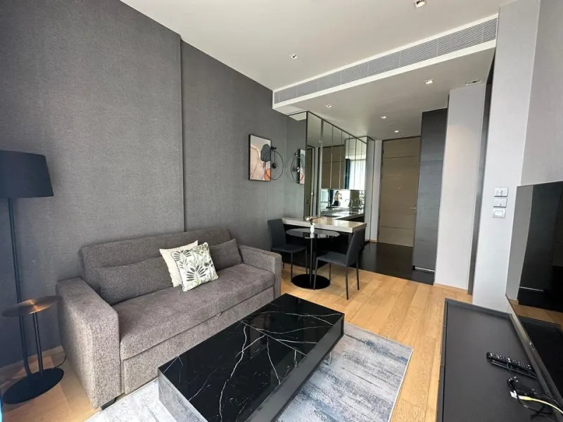 ให้เช่า 28 Chidlom คอนโดหรู ตกแต่งสวย Style Modern ห้องกว้างสุดๆ ดีขนาดนี้ ต้องจองด่วนๆ