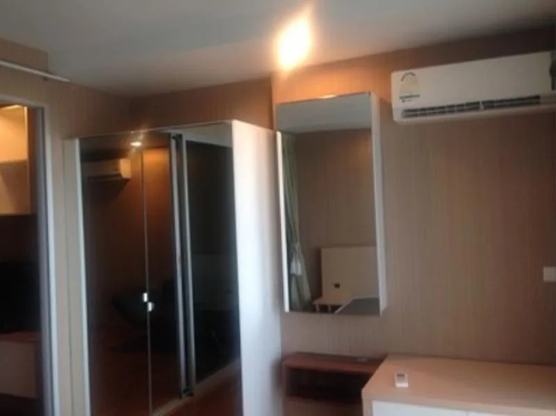 For rent Abstracts Phahonyothin Park, a condo near MRT, convenient to travel, you can already be happy and comfortable for sure. Rent it!