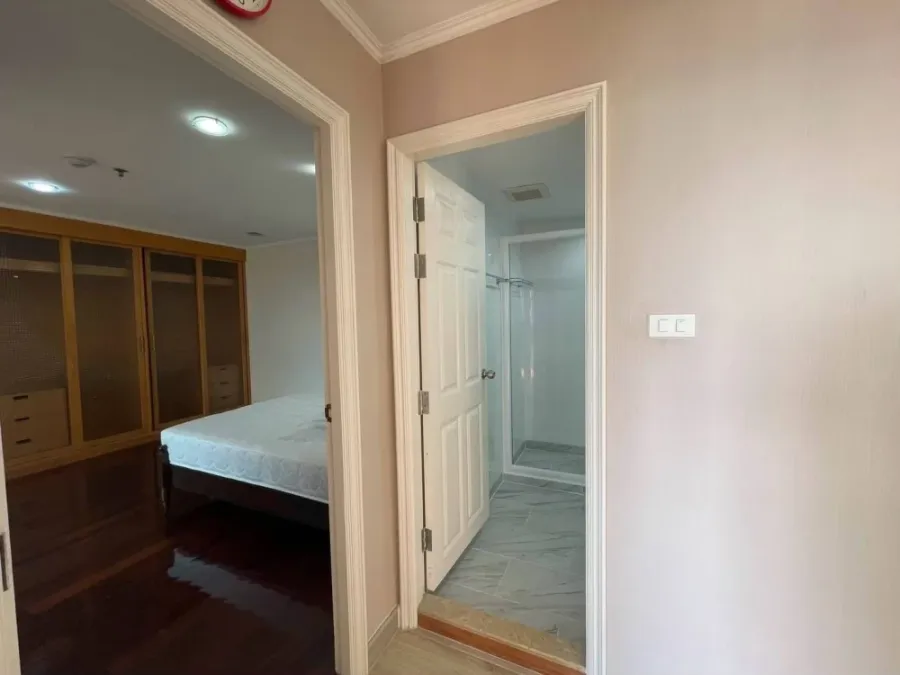 ขาย Lumpini Ville Phahol-Suthisarn ห้องใหญ่มาก 2 นอน 2 น้ำ พื้นที่ใช้สอยเยอะ ตกแต่งครบเซต ห้ามพลาด