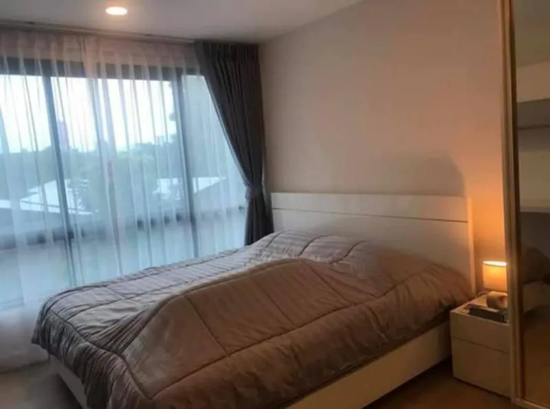 ให้เช่า คอนโด เมโทร ลักซ์ โรสโกลด์ พหลฯ-สุทธิสาร ชั้น 3 ห้องมุม เฟอร์+เครื่องใช้ไฟฟ้าครบ!!!